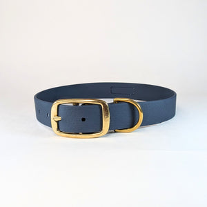 
BayBond Collar Waterproof - Blue with brass hardware, high-quality vegan PVC, gallery position 1, designed for effortless dog walks
